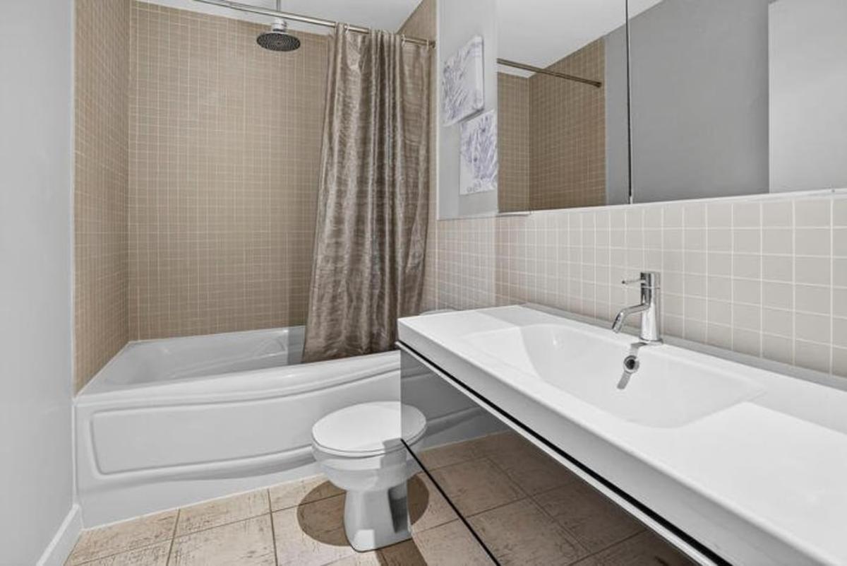 Salle de bain soignée