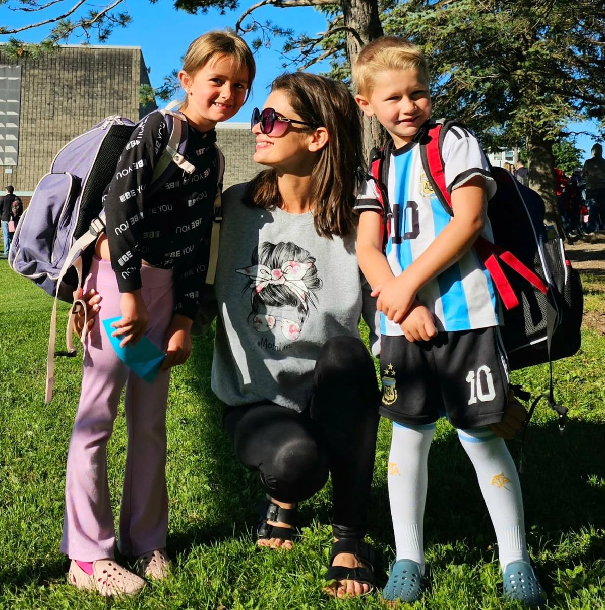 Geneviève Guilbault et ses deux enfants