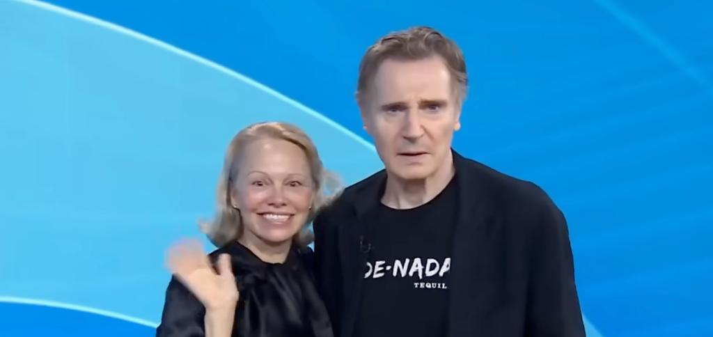 Pamela Anderson et Liam Neeson