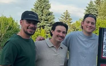Alex Carrier, Rafael Harvey Pinard et Sam Montembeault