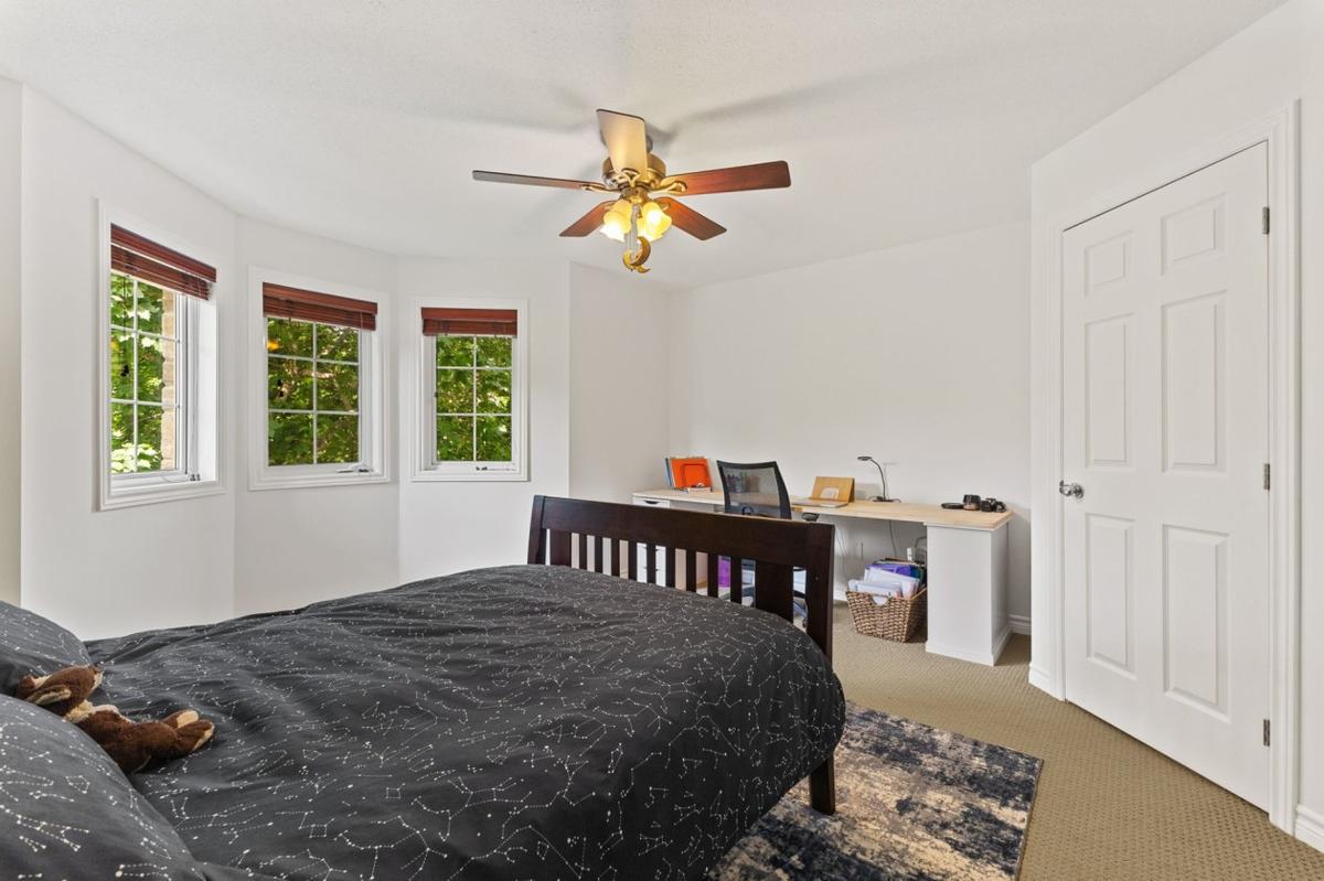Autre chambre à l'étage