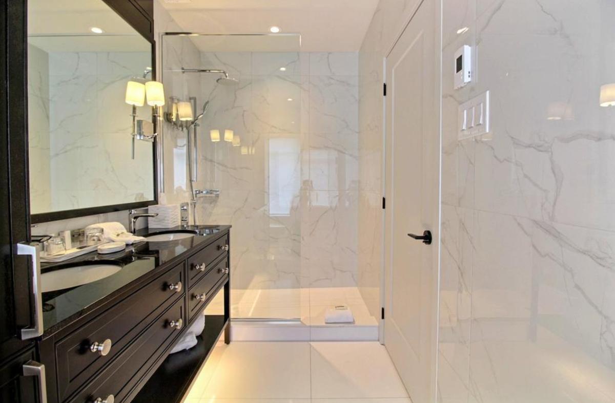 Salle de bain attenante