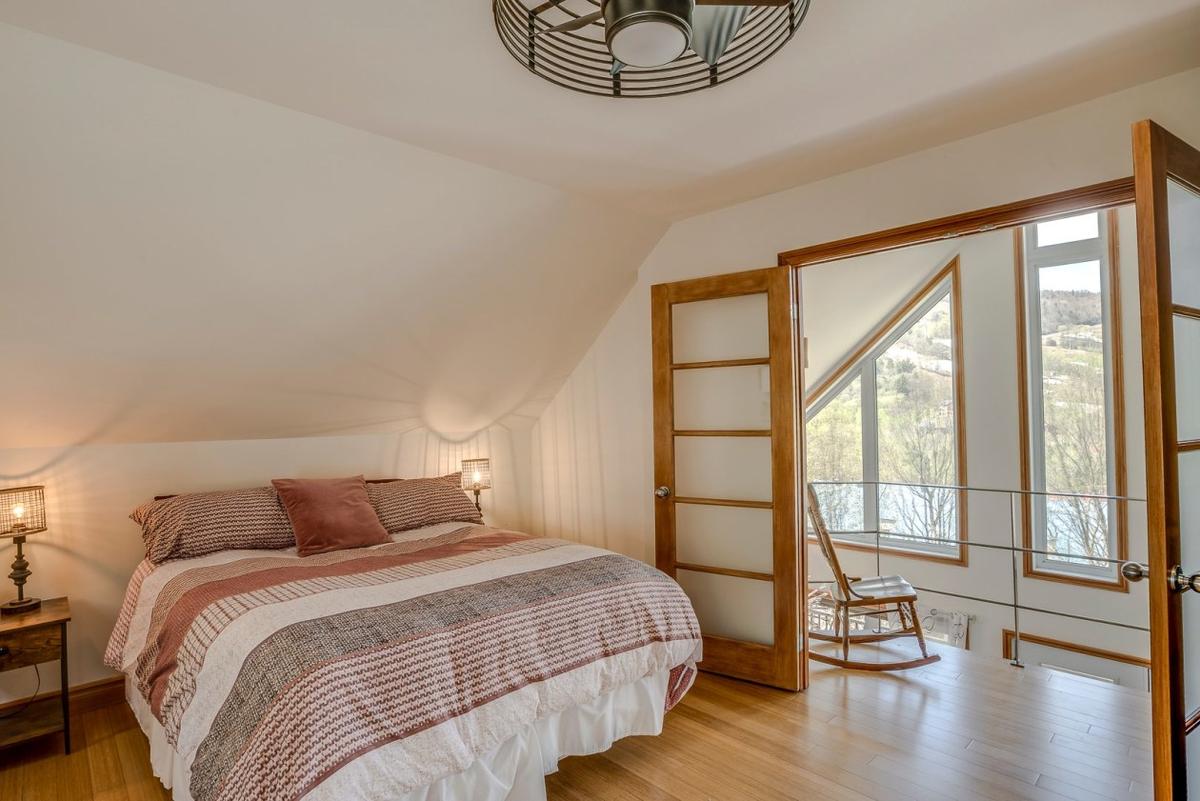 Autre vue de la chambre principale