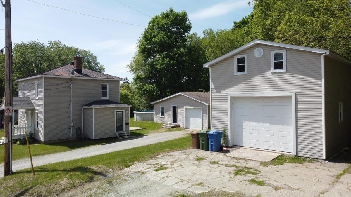 Vue extérieure du garage secondaire