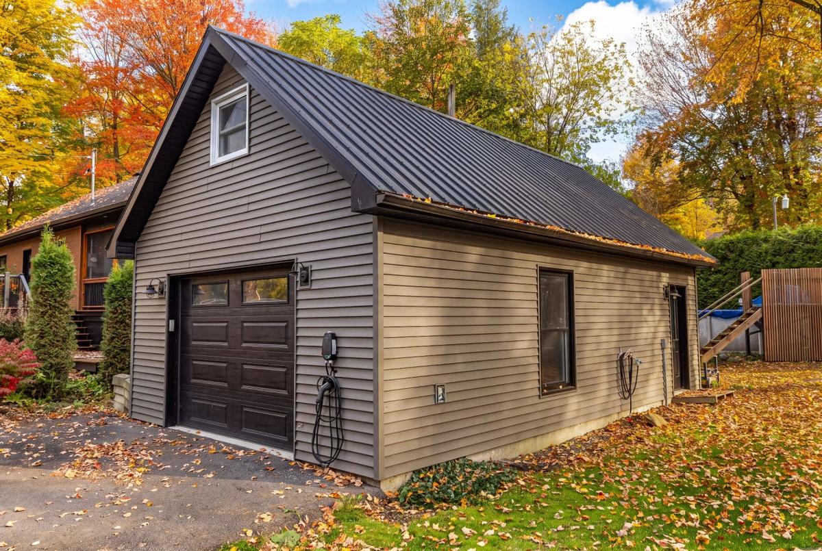 Garage chauffé avec atelier