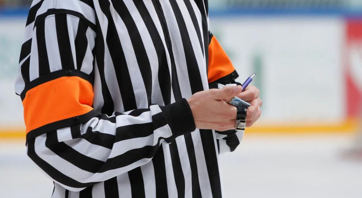 Arbitre hockey