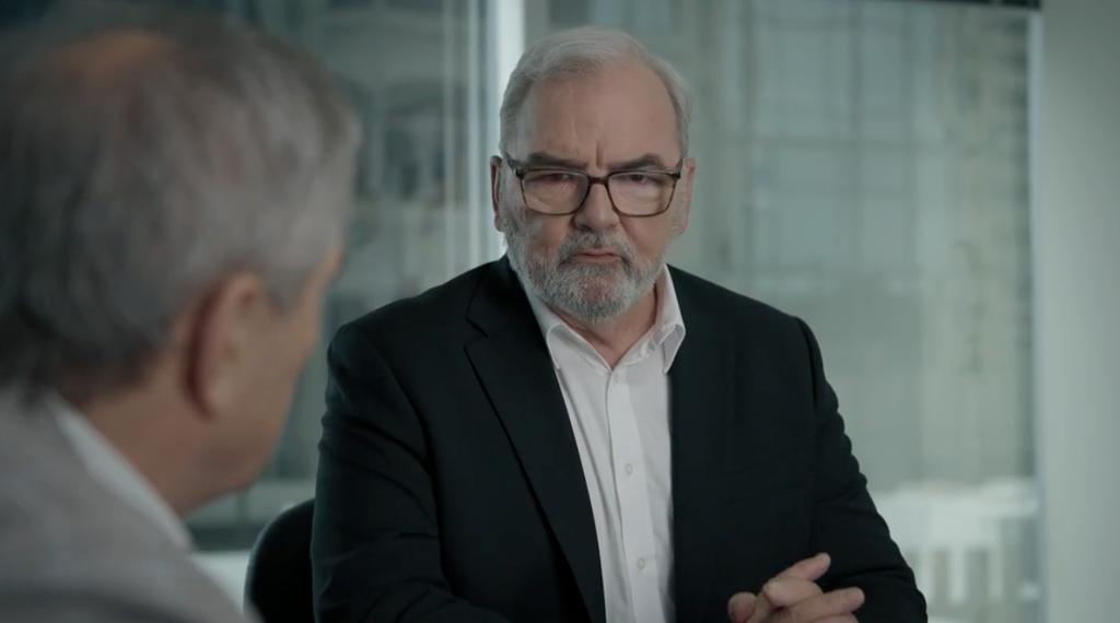 Gildor Roy dans son rôle de Jean Dumas dans Dumas