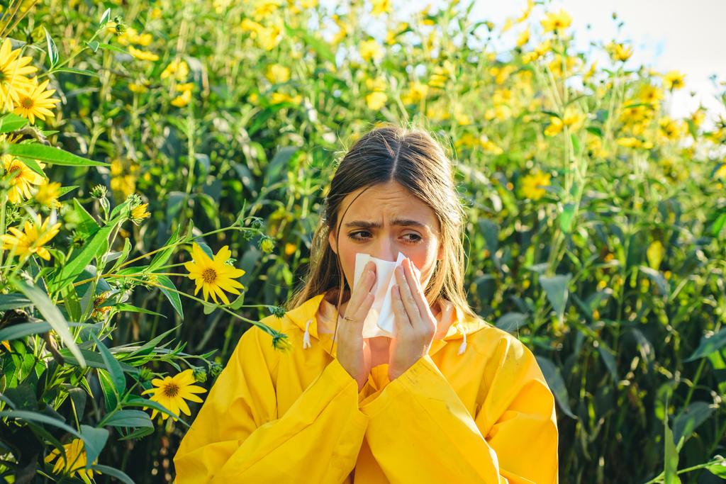 Personne souffrant d'allergies saisonnières