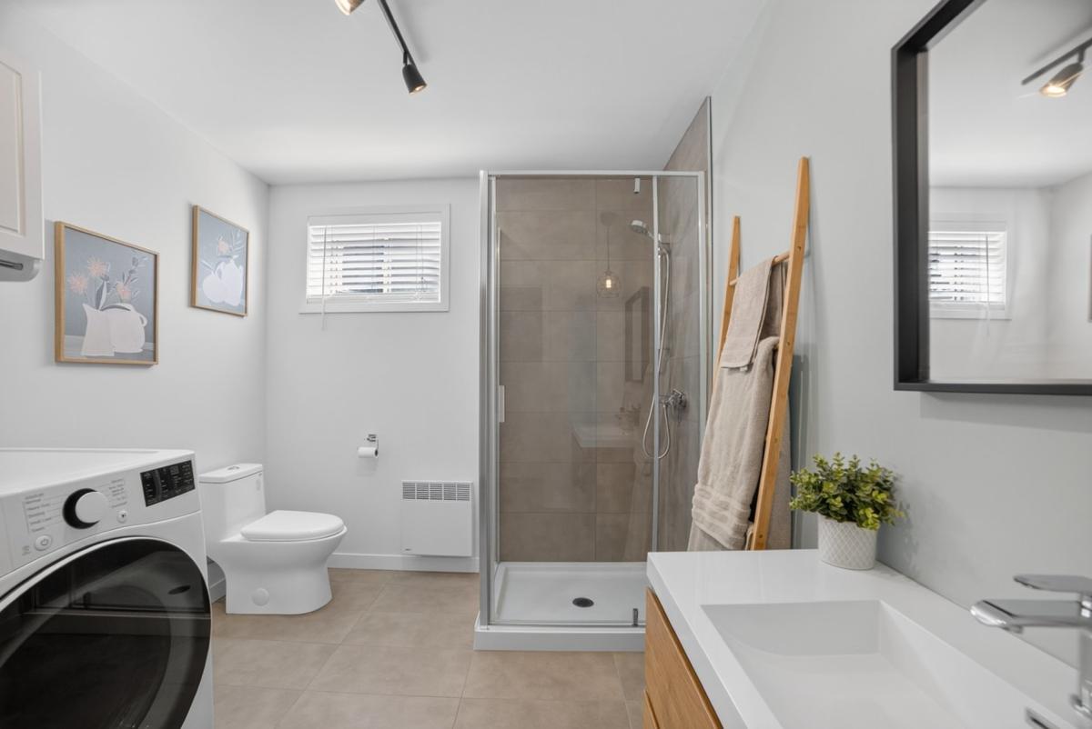 Finitions de la salle de bain