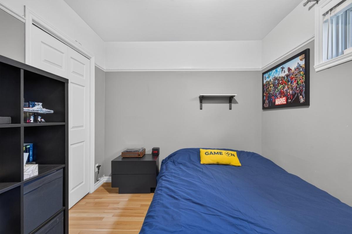 Coin bureau dans une chambre