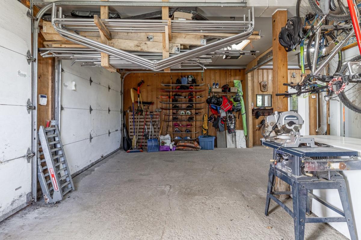 Garage, entrée
