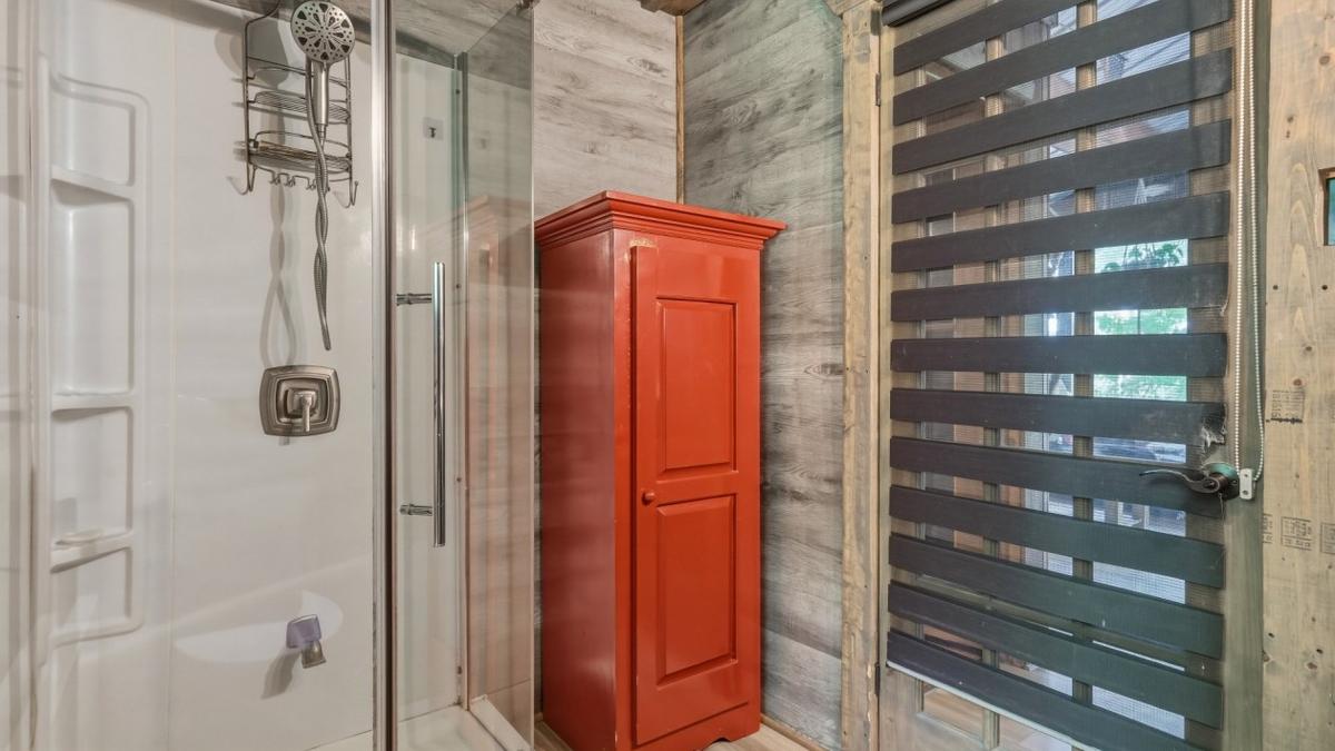 Détail de la salle de bain