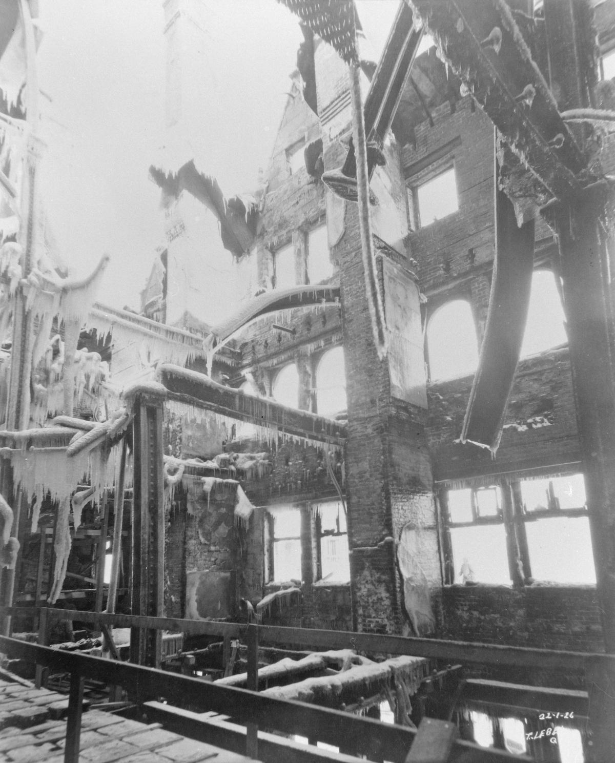 Château Frontenac en flammes en 1926