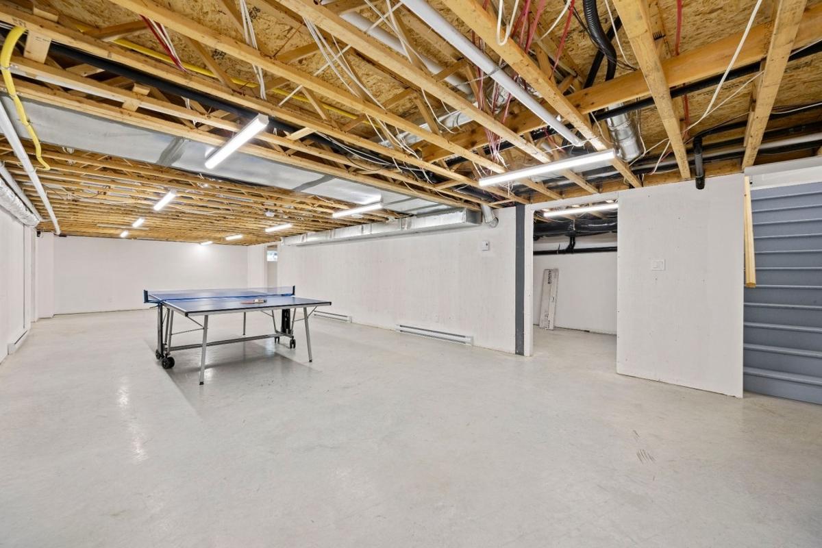 Espace de rangement au sous-sol