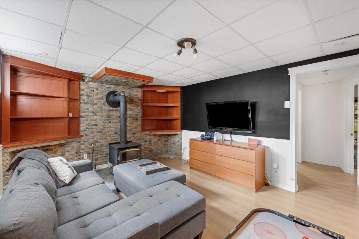 Salle familiale au sous-sol
