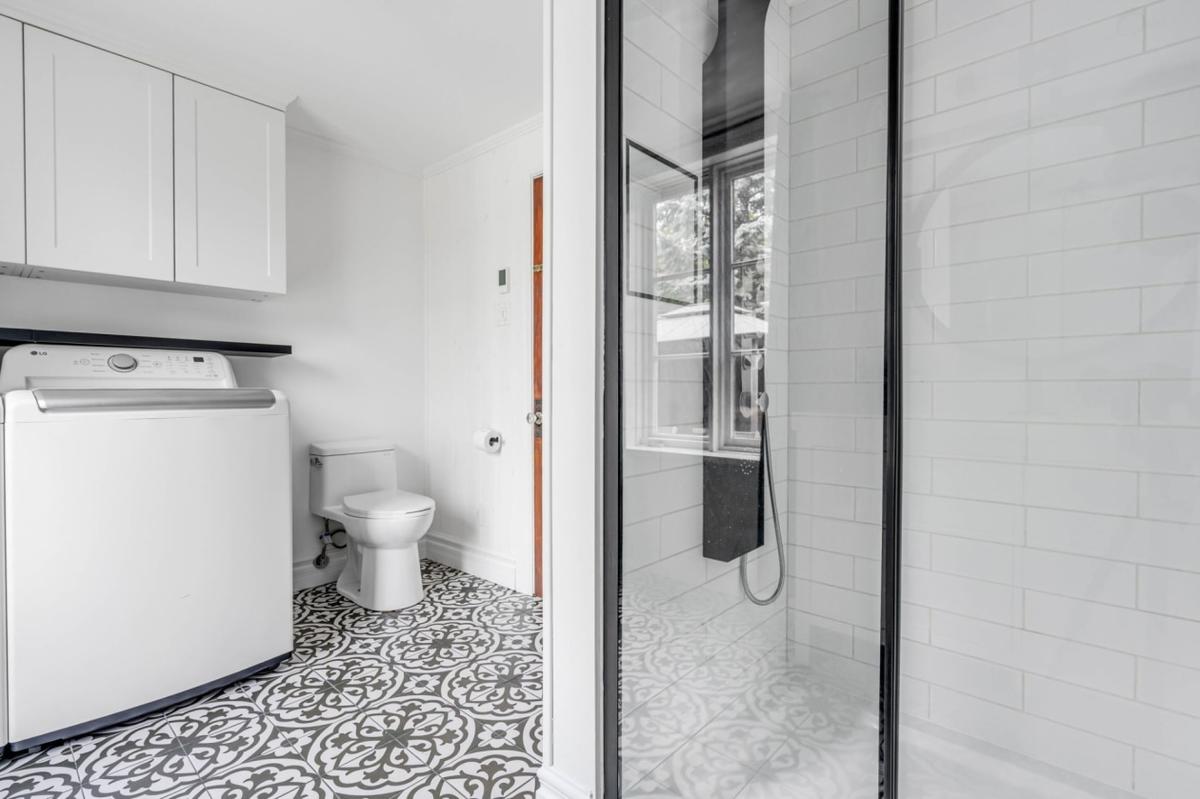 Finitions de la salle de bain