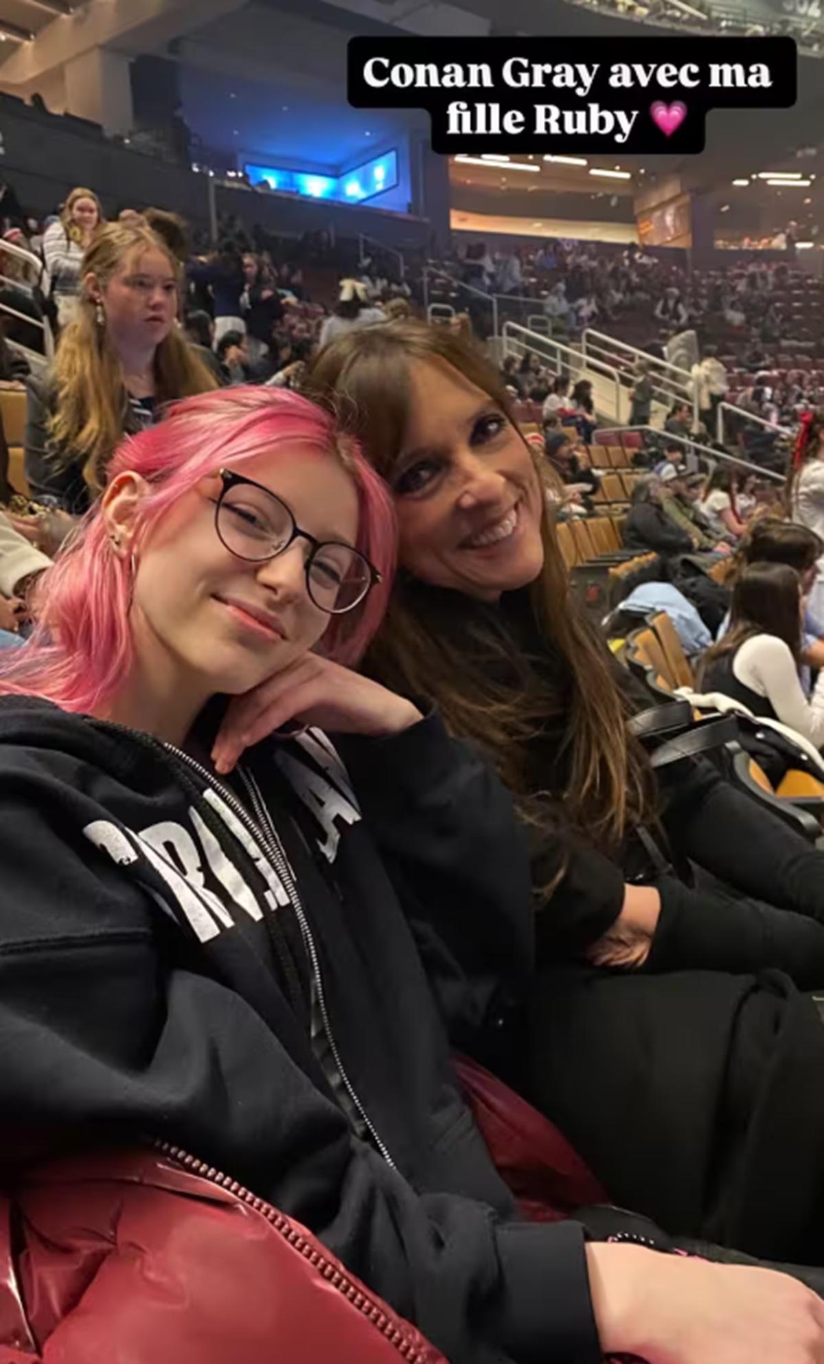 Lynda Lemay et sa fille Ruby au spectacle de Conan Gray