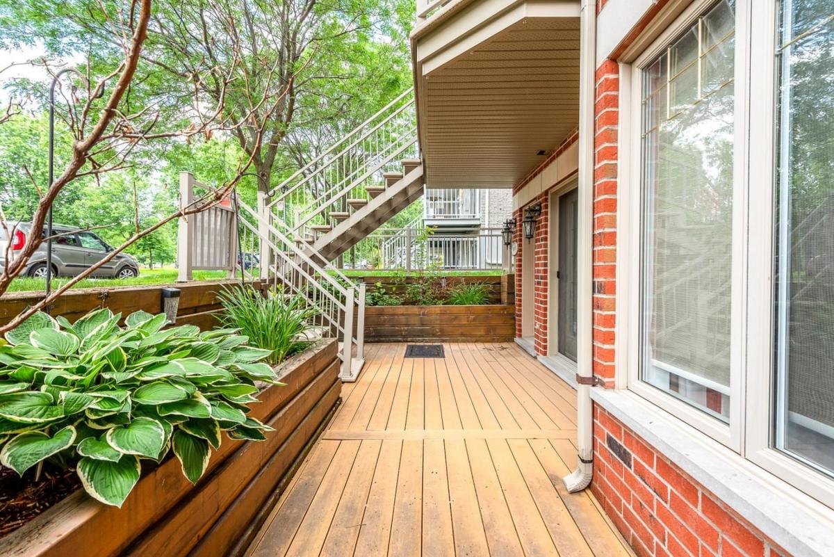 Terrasse arrière du condo