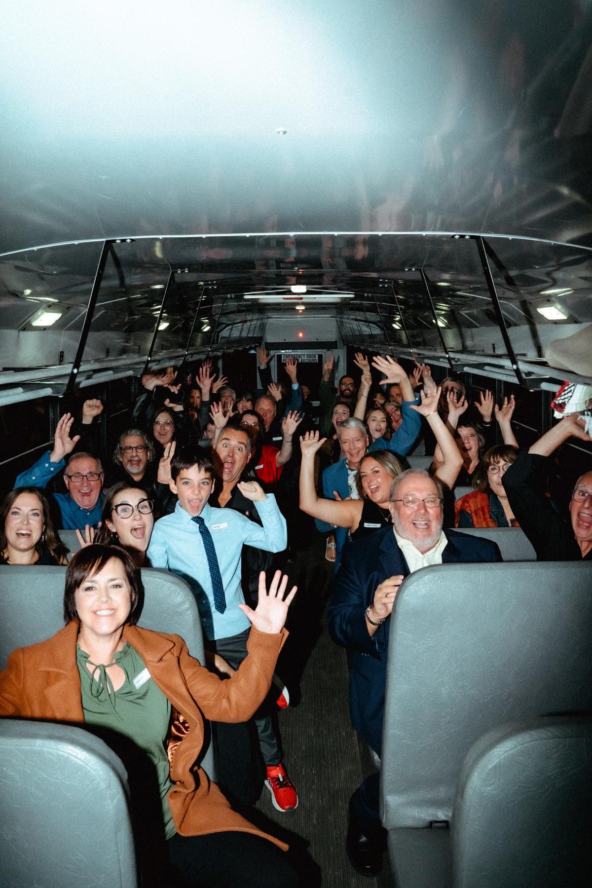 Gens dans un autobus