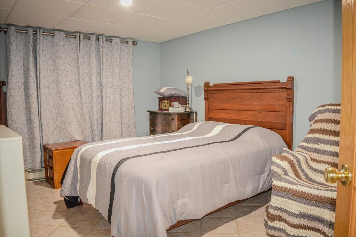 Chambre avec belle luminosité