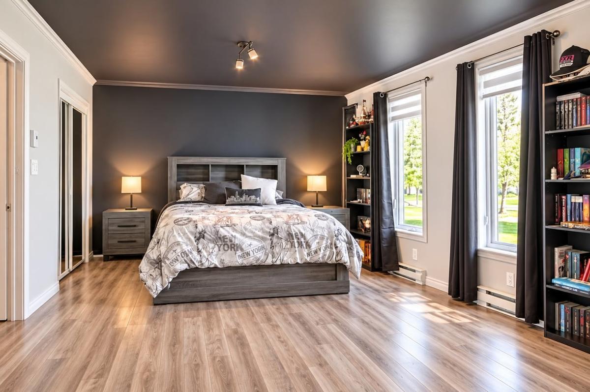 Chambre principale spacieuse