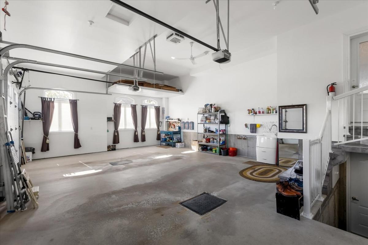 Garage vu sous un autre angle