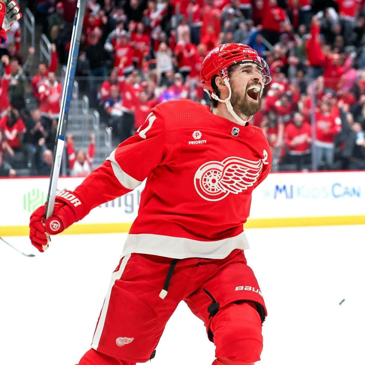 Dylan Larkin-Yell-2-NHL-Instagram-Square