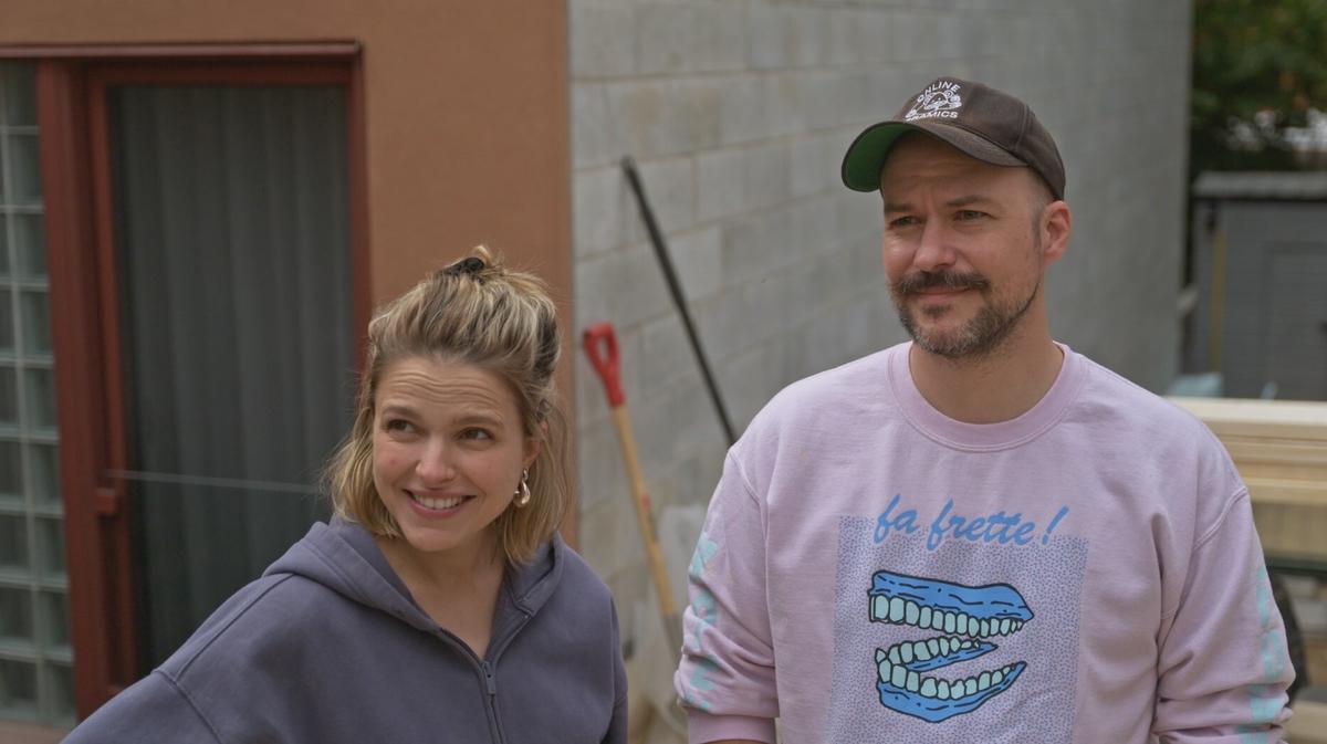 Sarah-Jeanne Labrosse et Marc-André Grondin dans Passion Pousière