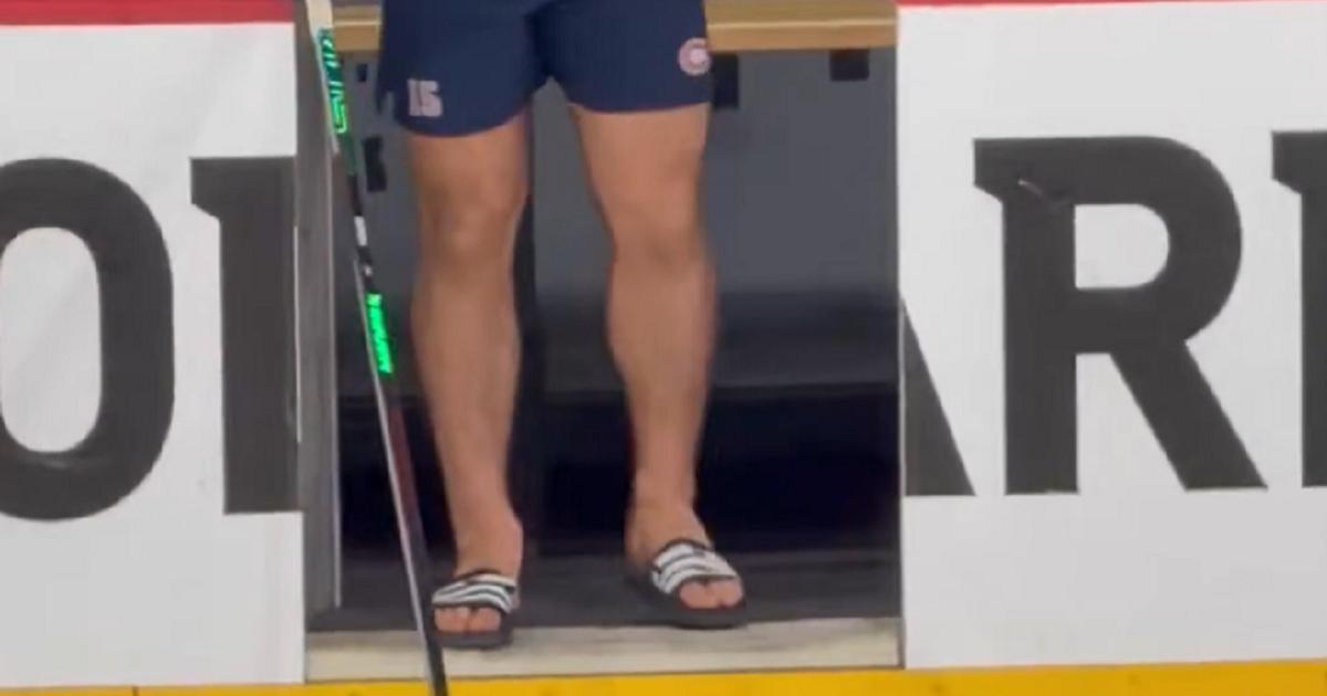 Alex Newhook-Flip flops