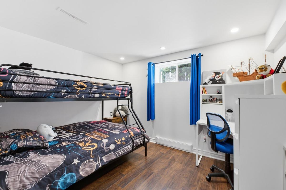 Seconde chambre au sous-sol