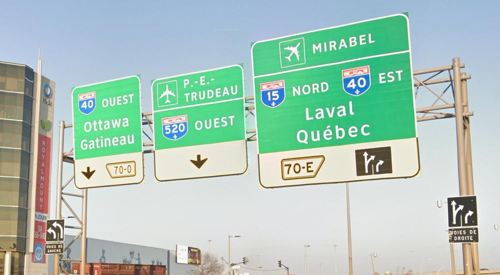 Panneaux de signalisation à Montréal