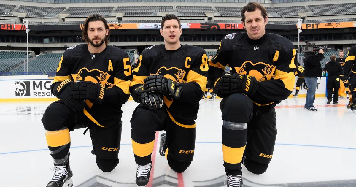 Kristopher Letang, Sidney Crosby et Evgeni Malkin