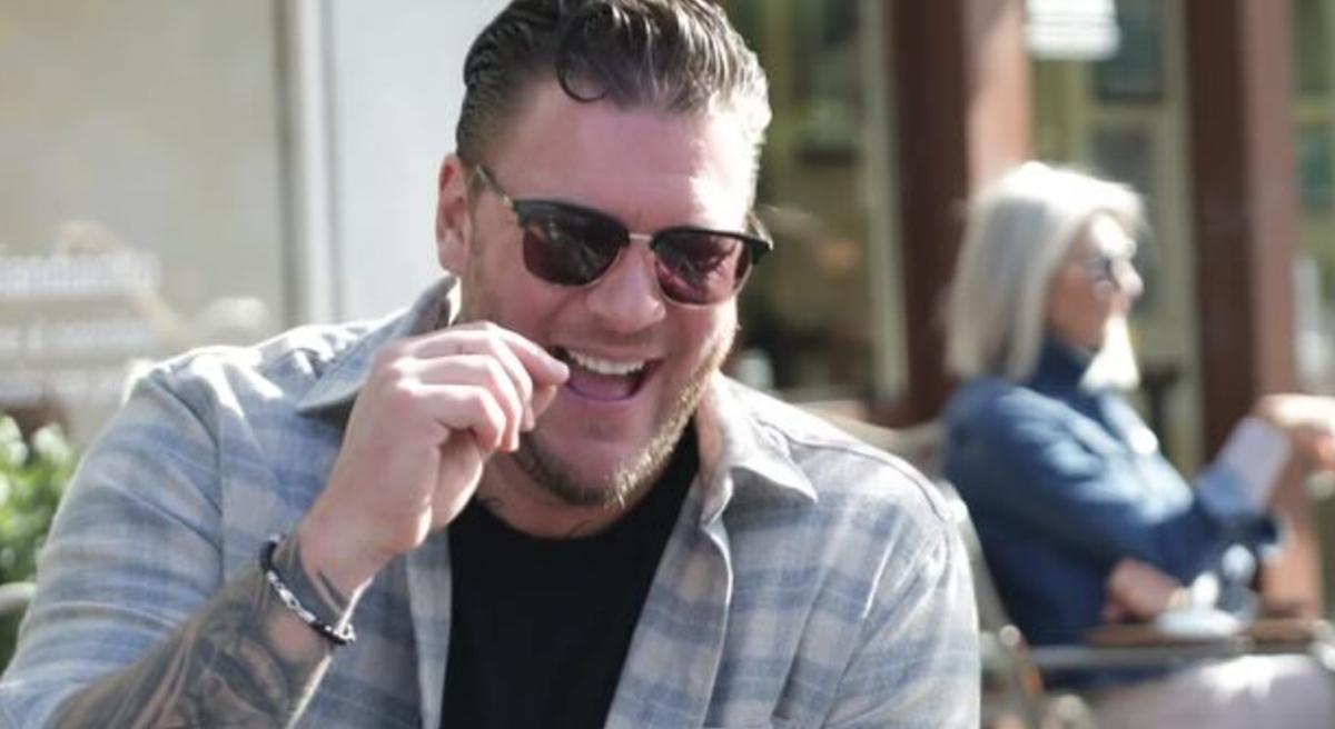 Mathieu Baron dans Retrouvailles à l'Italienne 