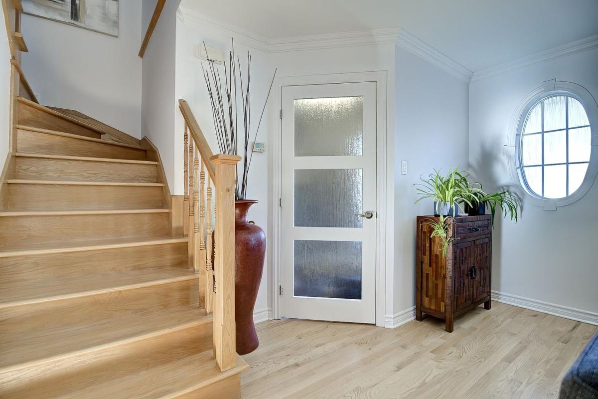 Escalier menant à l'étage