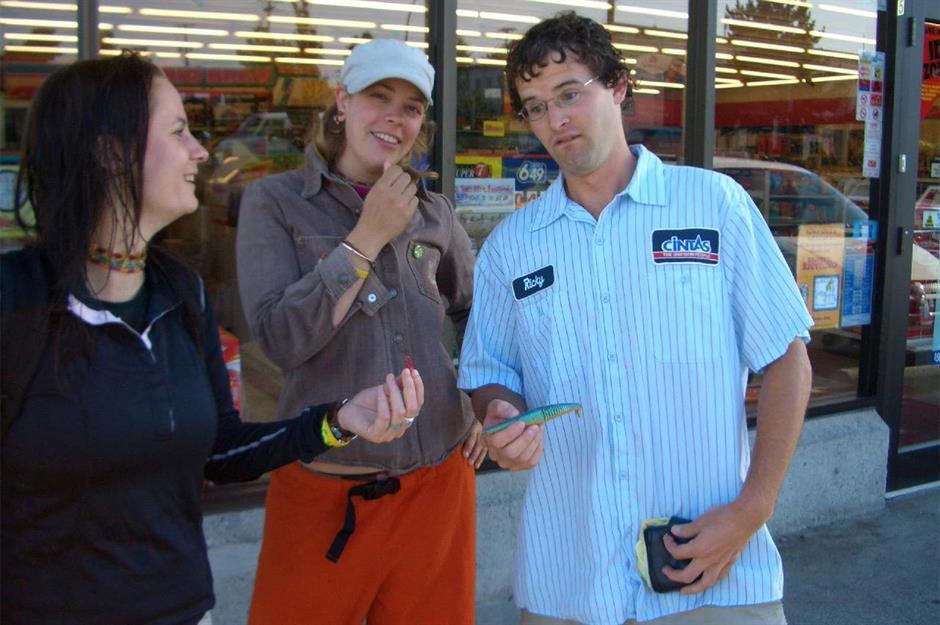 Deux femmes avec Kyle, 