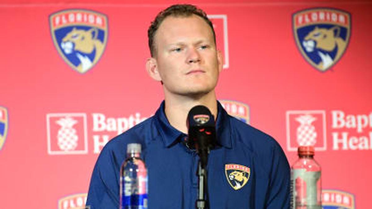 Brady Tkachuk 