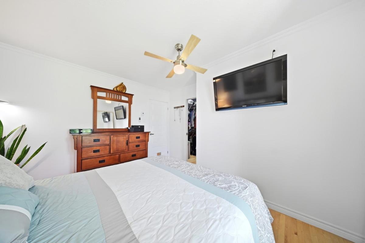 Autre vue de la chambre principale