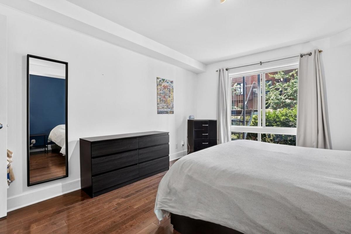 Autre vue de la chambre principale