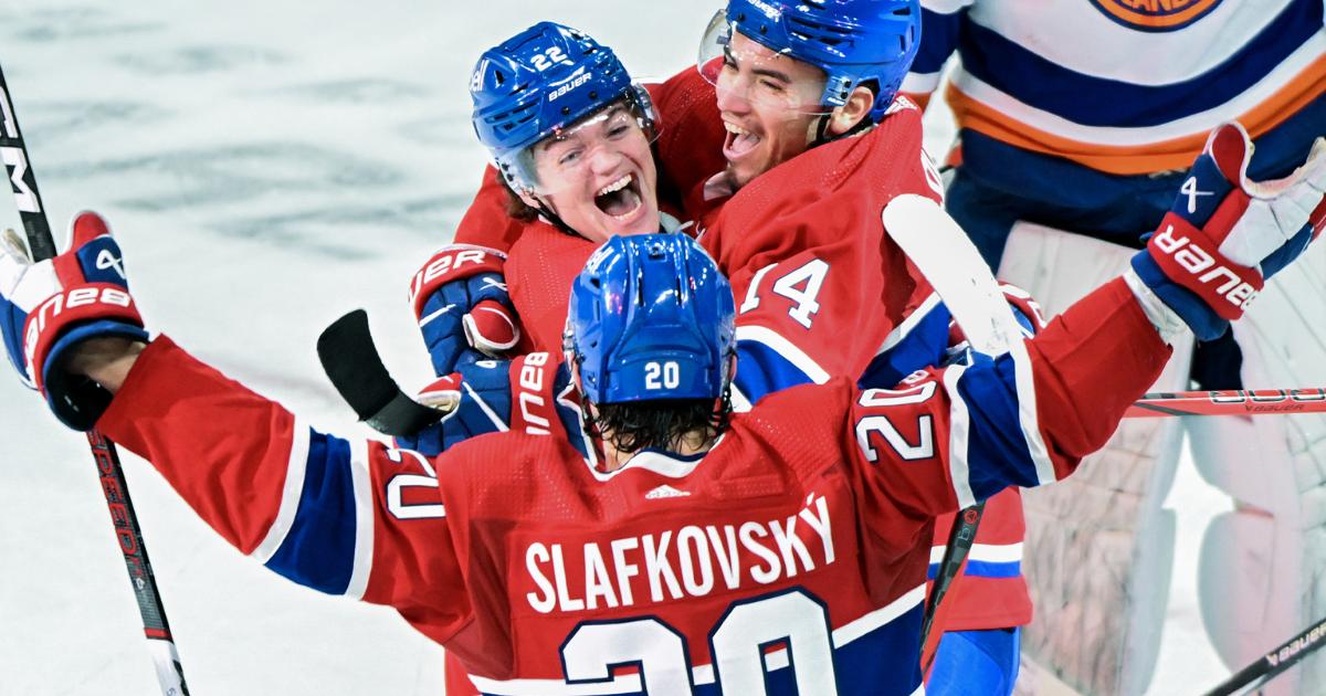 Cole Caufield, Nick Suzuki et Juraj Slafkovsky