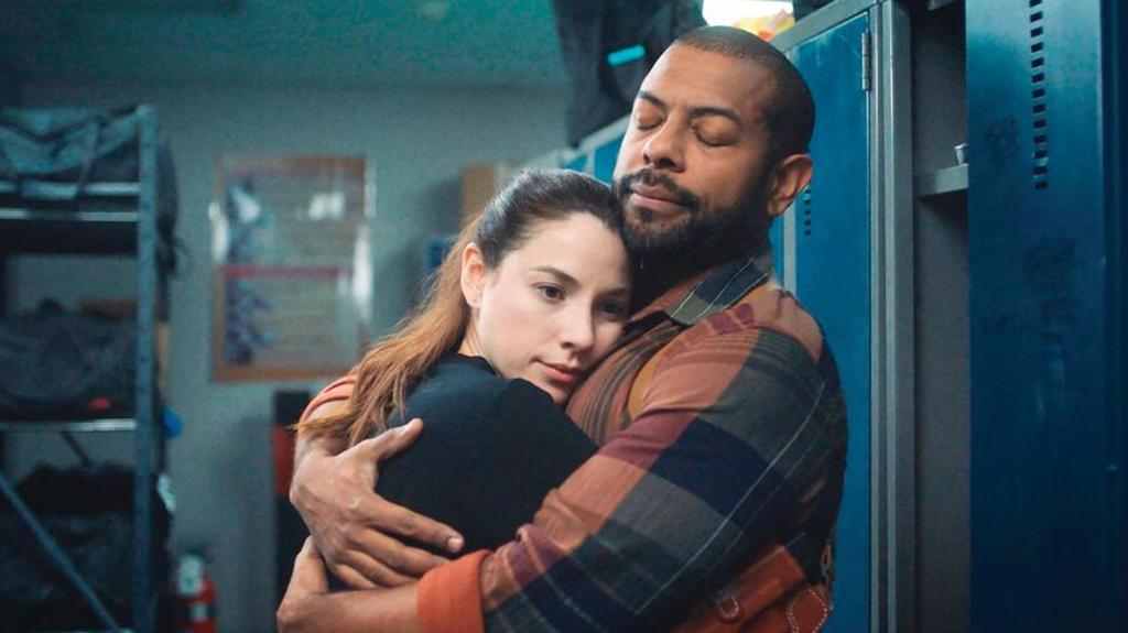 Lily-Rose Bernard (Mylène St-Sauveur) et Renaud Magloire (Frédéric Pierre)