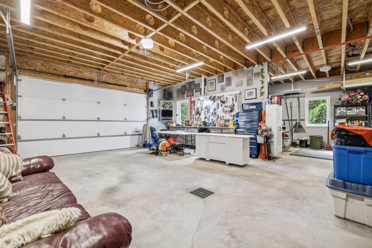 Garage, vue d'ensemble