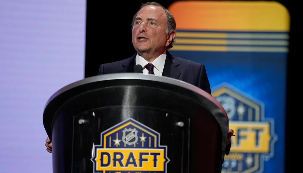 Gary Bettman 