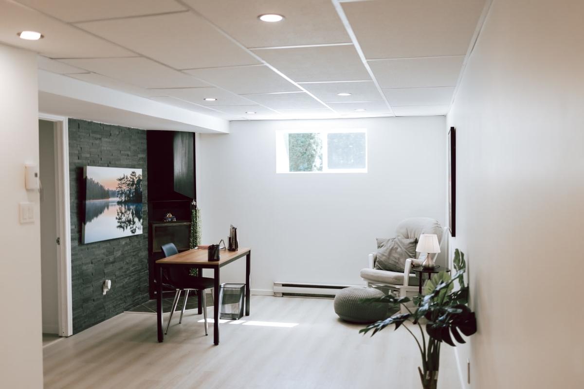 Salle familiale spacieuse
