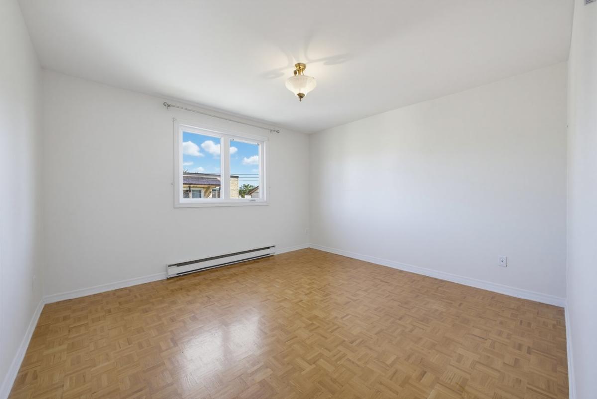 Chambre principale spacieuse