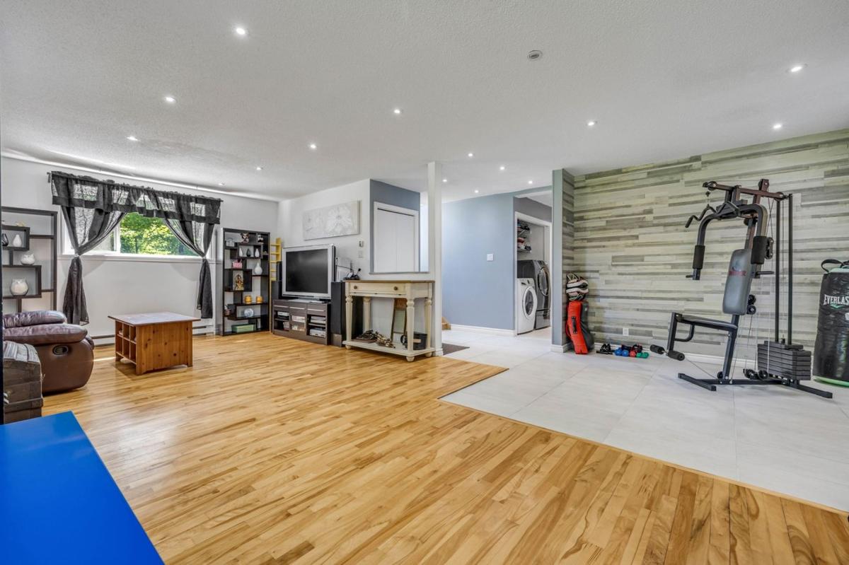Salle familiale au sous-sol