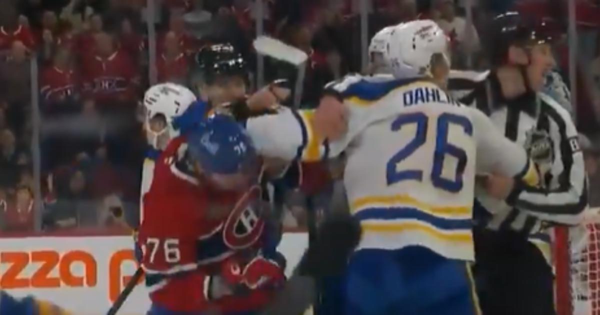 Rasmus Dahlin coup de poing à Zachary Bolduc