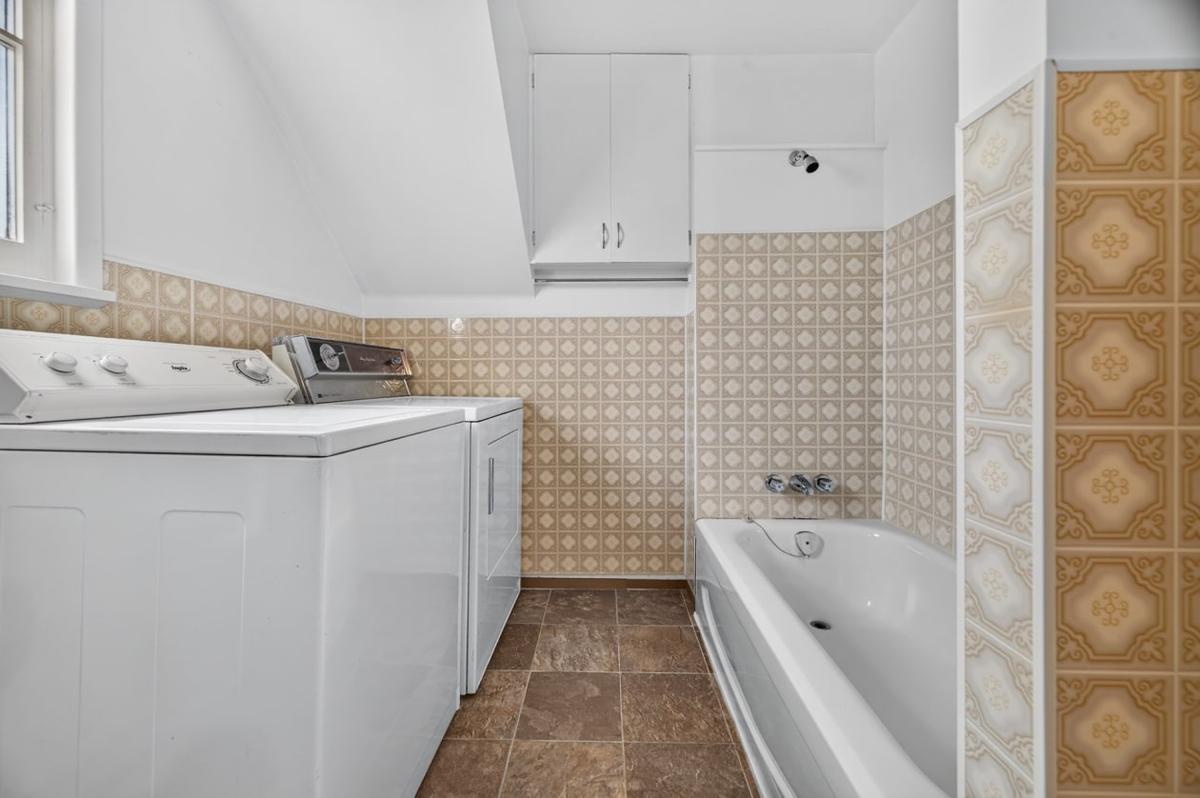 Salle de bain, vue complémentaire