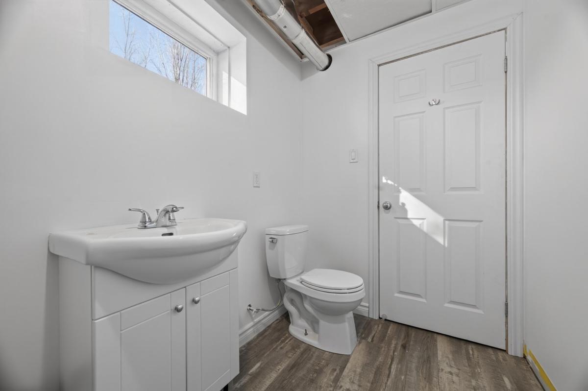 Détail de la salle de bain du sous-sol