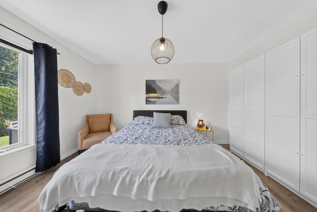 Cinquième chambre au rez-de-chaussée