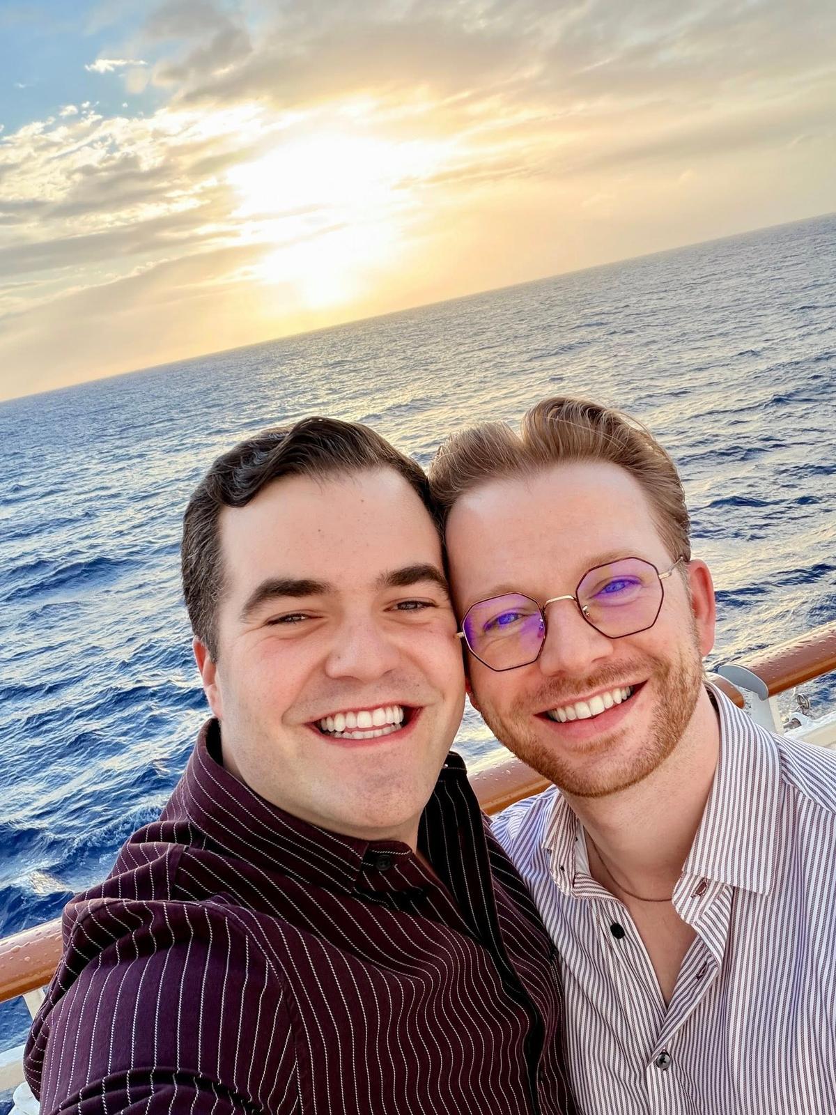 Simon Philibert et son amoureux Charles-Olivier